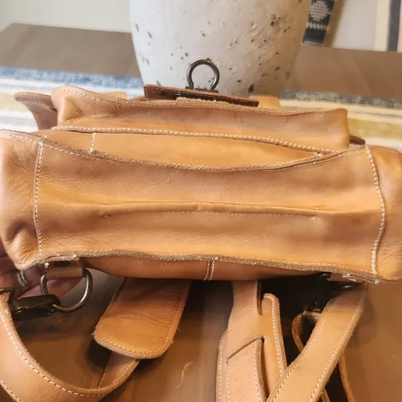 Bed Stu Leather Crossbody/Backpack Bag - Picture 11 of 12